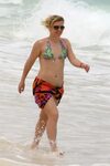 Kelly Clarkson - More Free Pictures