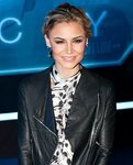 Samaire Armstrong - Wikipedia