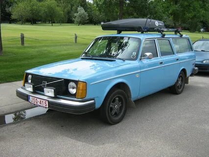 File:1976 Volvo 245 DL Station Wagon (3817094608).jpg - Wiki