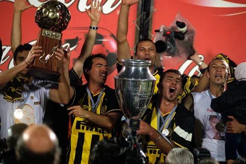 Peñarol: Plantel campeón de 2003 reclama casi 300.000 dólare