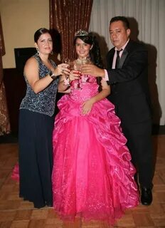 Compose a Quinceanera Brindis you can be Proud of - Quincean