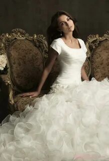 Одеваться - Weddingdresses #2165465 - Weddbook