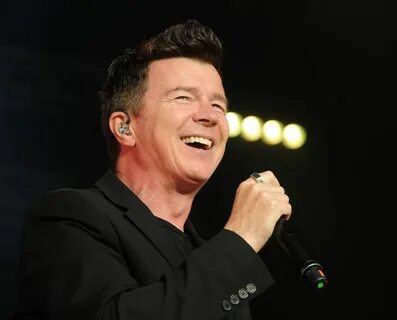 Review: Rick Astley, Forest Live, Cannock Chase - with PICTU
