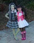 Monster High. Frankie and Draculaura Halloween 2010 Home mad