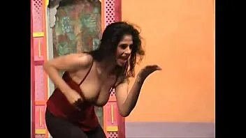 GHAZAL CHAUDHARY BOLLYWOOD MUJRA - PAKISTANI MUJRA DANCE 201