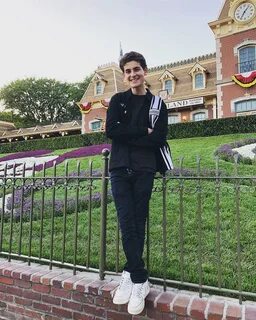 Picture of David Mazouz in General Pictures - david-mazouz-1