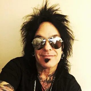 hennemusic: Nikki Sixx recovering from hip replacement surge