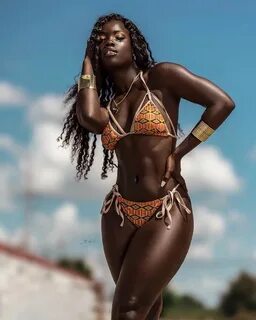 Beautiful African Women, Beautiful Black Women, Dark Skin Beauty, Brown Ski...