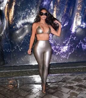 Meanwhile, Pete's girlfriend Kim Kardashian was opening a pop-up shop ...