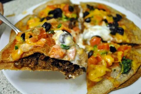 Taco Bell's (house made) Mexican Pizza www.plantainsandkim. 