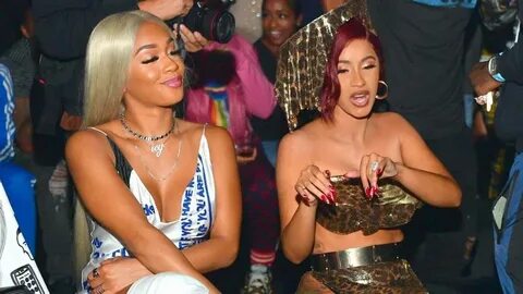 #Cardi B & Saweetie Dropping A Rap Queen Project Together? -