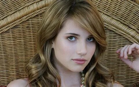 View Emma Roberts Age Images - Ayra Gallery