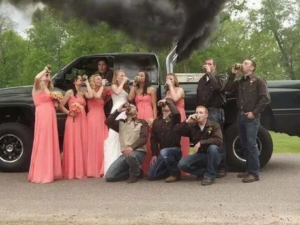 10 Photos Of Hillbilly Weddings That Make Us Never Want To G