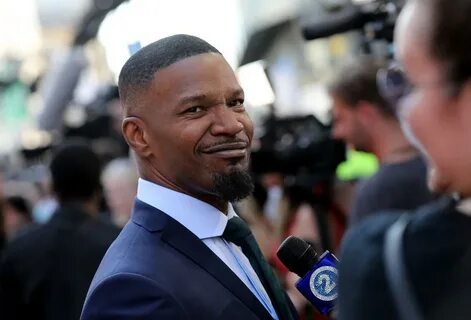 Jamie Foxx denies allegations he hit a woman with his genitals in 2002 (@mercnews) — Twitter