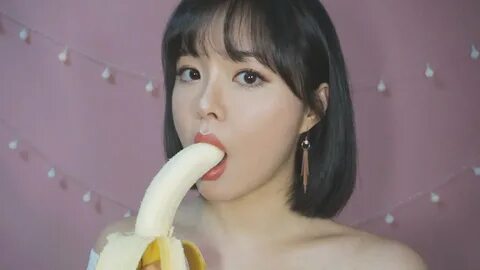 ASMR 🍌 Crunchy Banana Eating Sounds 👄 Mouth Soundsㅣ바나나 이팅사운드