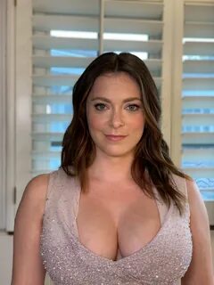 Rachel Bloom - Imgur