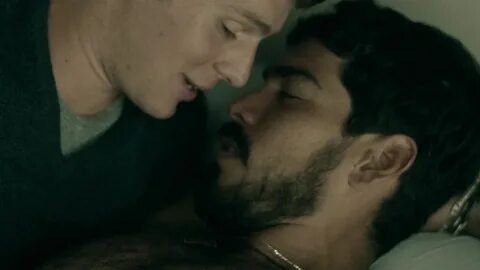 ausCAPS: Raúl Castillo shirtless in Looking 1-05 "Looking Fo