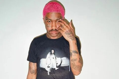 Lil Tracy: Outfits, Clothes, Style and Fashion WHAT’S ON THE