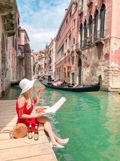 The ledge on the Canal in Venice (Instagram location) Ariel 