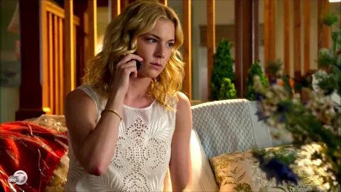 Emily VanCamp Camisole - Emily VanCamp Revenge Looks - Style