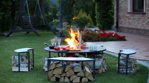 10 Best Outdoor Fire Pits: Stylish Addition To Your Backyard