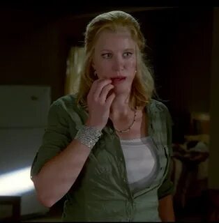 Skyler White in Breaking Bad bracelet the jewelry loupe