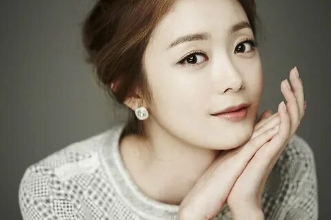 10 Foto si cantik Jeon So-min, artis yang jadi member baru R