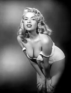 1950s - Jayne Mansfield, la "Marilyn grande taille de la cla