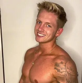 Christian Haze is a fitness model. #nude https://www.instagr