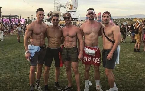 Gay men in Coachella photo with Aaron Schock apologize becau