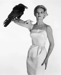 Tippi Hedren Bio, Family, Spouse, Divorced, Age, Height, & N