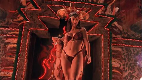 Watch Online - Salma Hayek - From Dusk Till Dawn (1996) HD 1