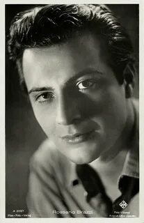 Rossano Brazzi German postcard by Film-Foto-Verlag, no. A . 