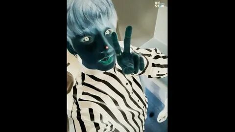 BTS ILLUSION STARE AT THE RED DOT FOR 30 SECONDS THEN LOOK A