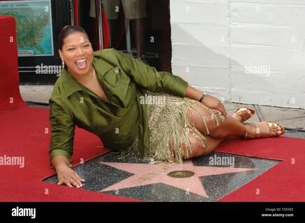 January 04, 2006: Actress/singer QUEEN LATIFAH on Hollywood Boulevard where...