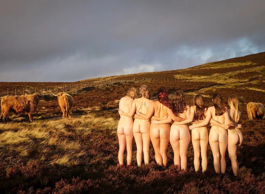 Фото When Vets Undress в Instagram: "Exclusive naked calendars, featur...