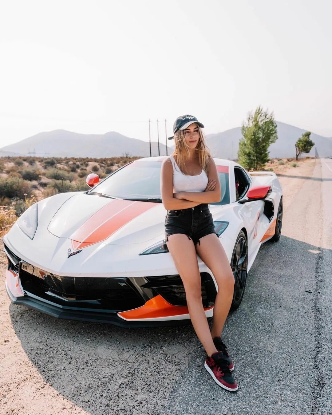 Emelia Hartford в Instagram: "what’s your daily driver? 