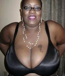 Nude pics of big tit black grannies