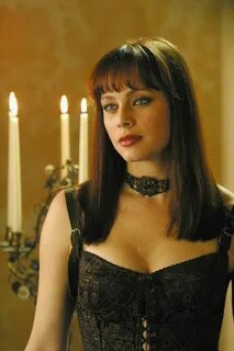 Melinda Clarke - More Free Pictures