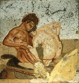 Сатир и нимфа. Неаполь, Национальный археологический музей.