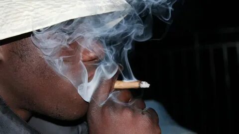 Lawyer Wants Smoking Mbanje To Be Legalised - iHarare News