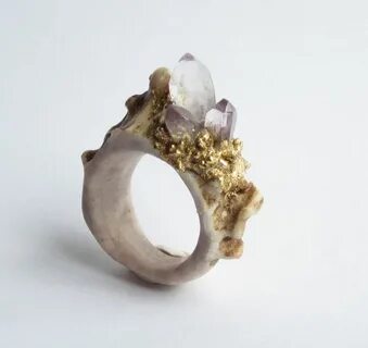 Carved Antler Ring featuring Raw Amethyst Crystals Antler je