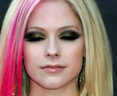 Resultado de imagen para avril lavigne makeup Avril lavigne,