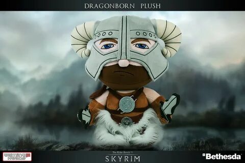 The Elder Scrolls V: Skyrim ® - Dragonborn plush Gaming Head
