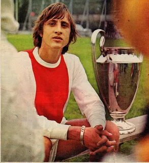 Soccer Nostalgia: Johan Cruyff (April 25, 1947-March 24, 201