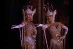 Кэнди Бру и Рэнди Бру в эротическом наряде - Байки из склепа