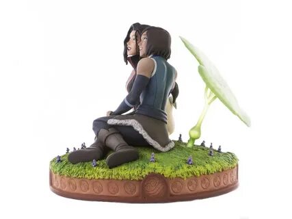 The Legend of Korra Korra & Asami in the Spirit World Statue