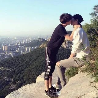 aesthetic, gay couple and asian couple - image #6828413 on F