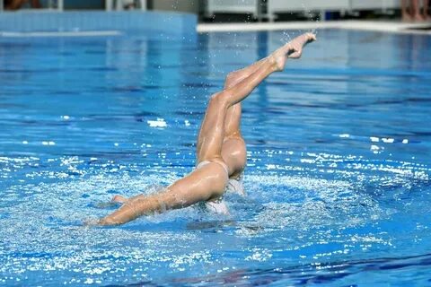 Nude Synchronized Swimming - 57 photos