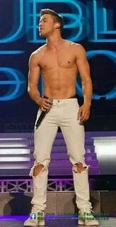 Pin by Emily Nieves on ROYCE!!!❤ ❤ ❤ Prince royce, Sexy men,